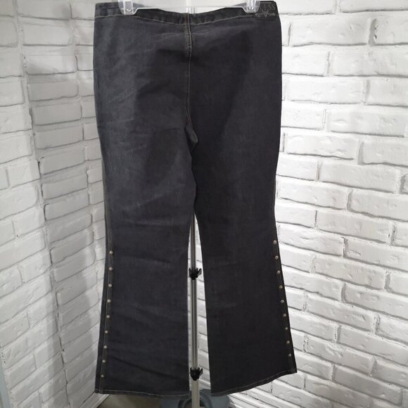 2 / $30.00 - Guess Jeans Authentic Original Design Ladies Flare Legs Grey Jeans - Picture 2 of 15
